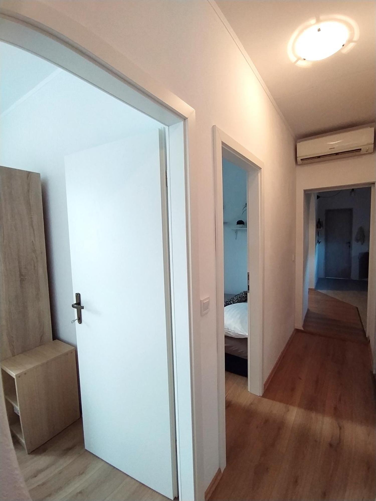 Modern Apartment With 3 Bedrooms Макарска Экстерьер фото