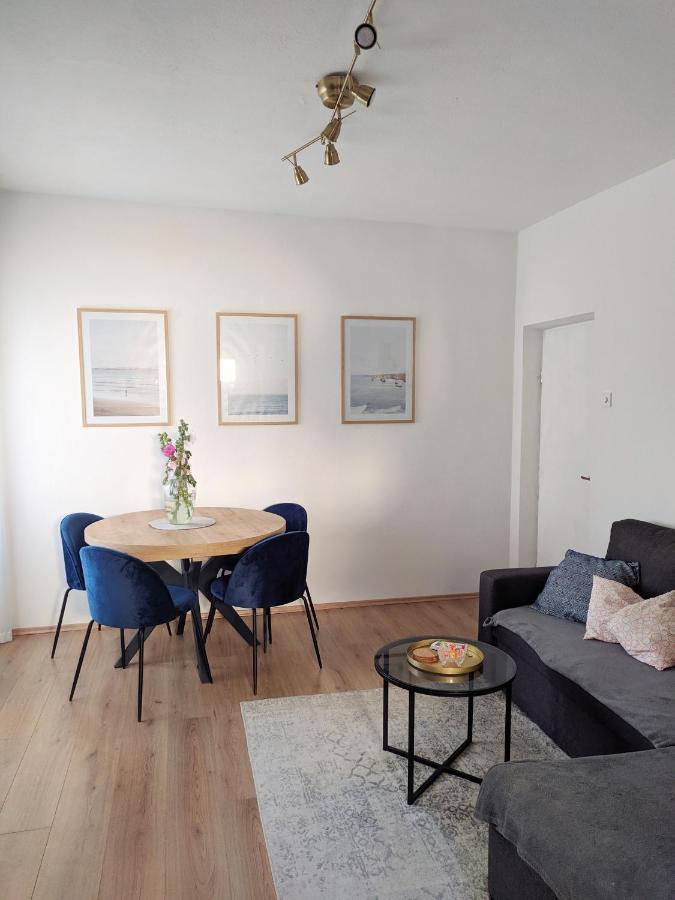 Modern Apartment With 3 Bedrooms Макарска Экстерьер фото