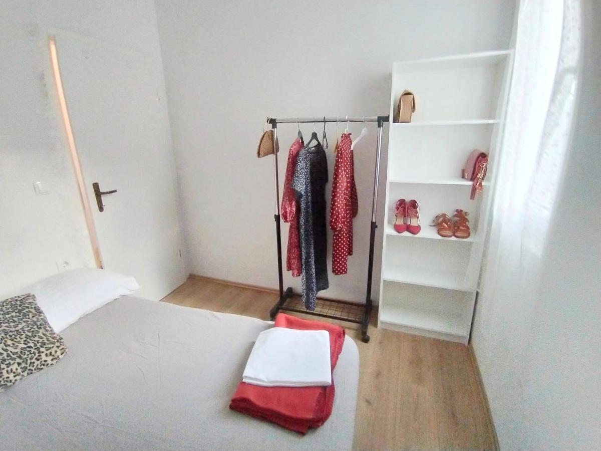 Modern Apartment With 3 Bedrooms Макарска Экстерьер фото